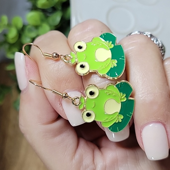 Lily Frog Drop Earrings - Picture 5 of 5